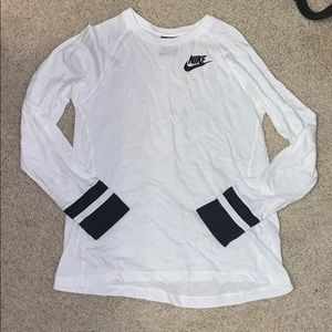 Girls Nike shirt